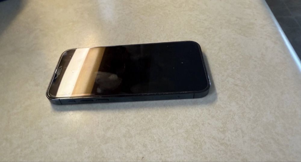 iPhone 12 Pro синий ОБМЕН на iPhone SE3 2023