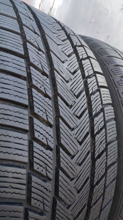 2бр. зимни гуми 245/50/18 Gripmax Super Grip Pro
dot23