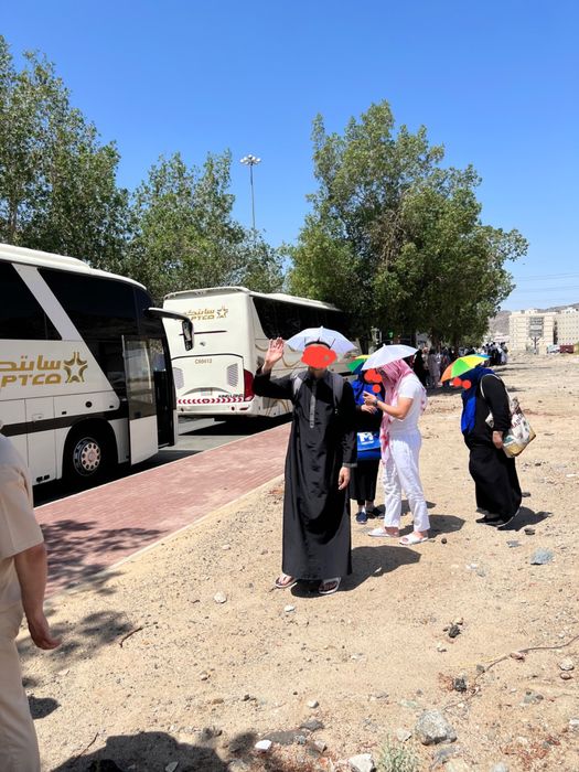 Зонт для головы. Зонтик. Зонт-шляпа. Zontik