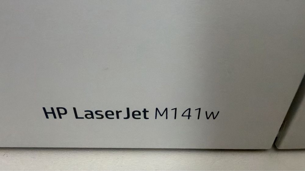 Продам принтер HP LaserJet M141W