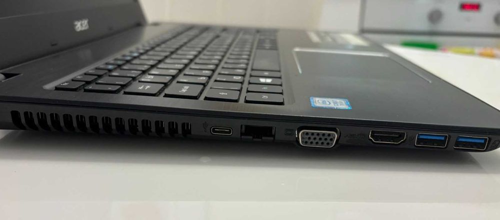 Лаптоп ACER Aspire F5-573G
