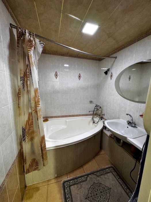 Срочно!!! Продается Белтепа 3/8/9 Балкон 2,20*7 Орр: Строй март