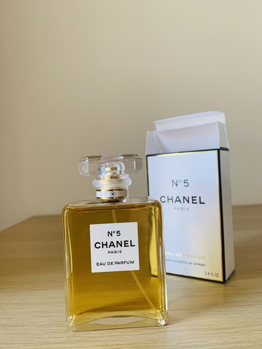 Chanel No 5 Apa de parfum
