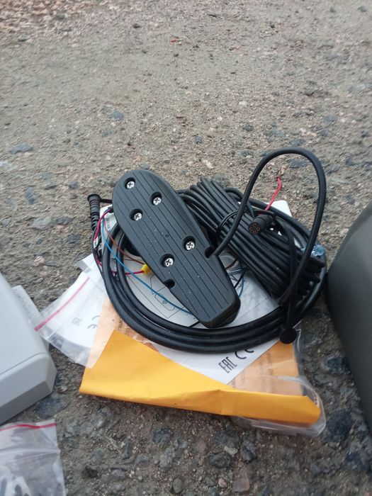 Эхолот! GARMIN Striker Vivid 5cv+Transducer