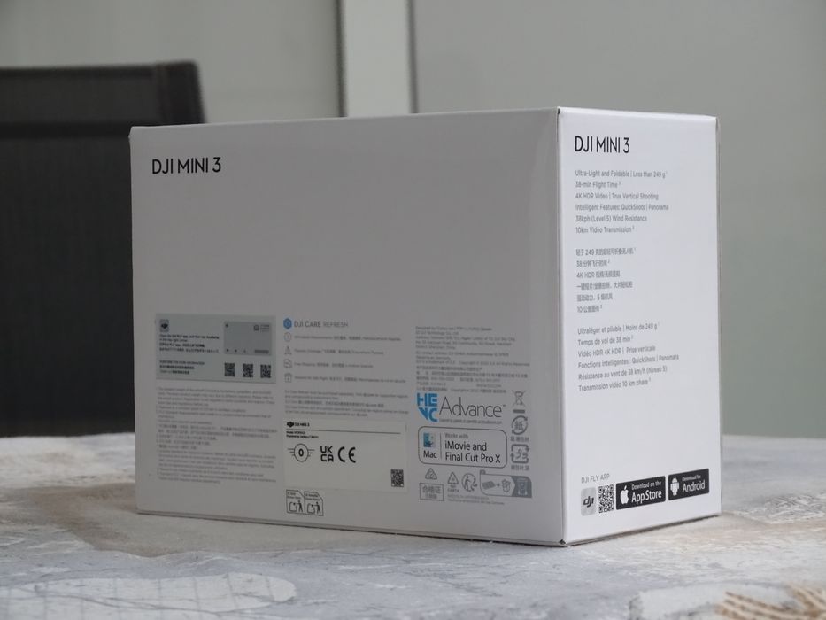 Sigilat! Drona DJI Mini 3 Fly More Combo + Card SD 256 GB