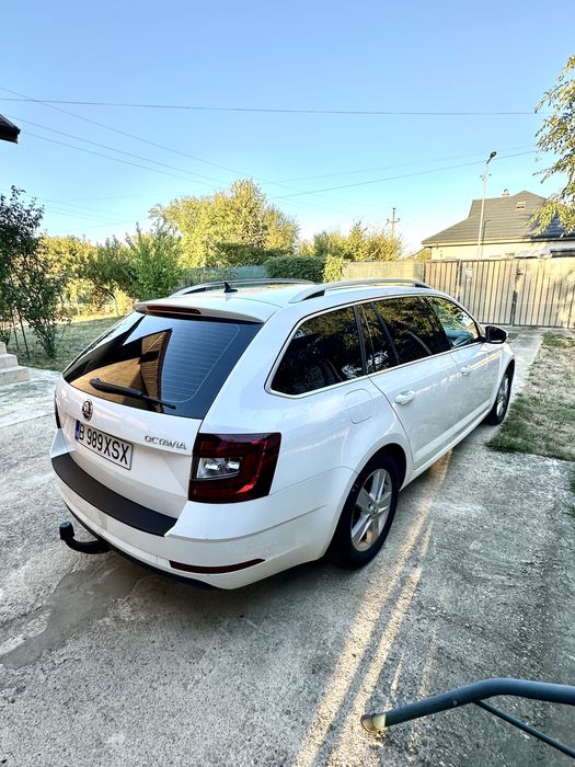 Skoda Octavia 2l DSG7 Panoramic