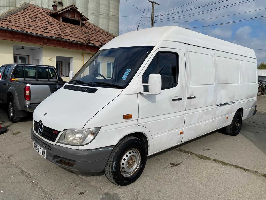 DEZMEMBREZ Mercedes SPRINTER 313 CDI 3 panouri lung si inalt 2005