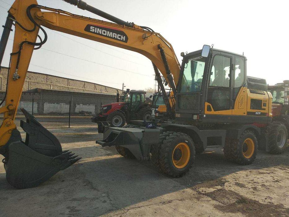 Экскаватор колёсный  Sinomach 80W Ковш сиғими: 0,3 м³