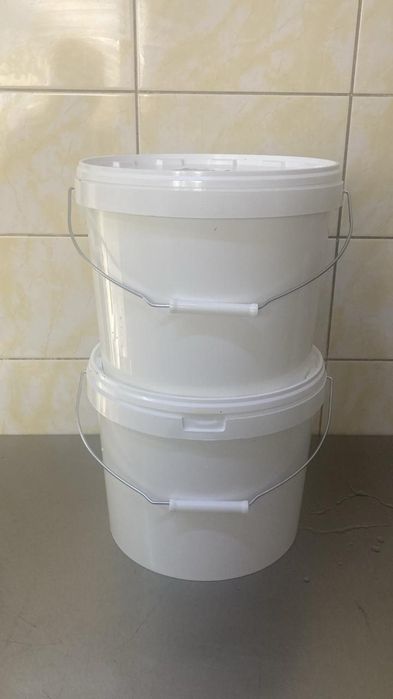 Ведра пластиковые 10л с крышкой