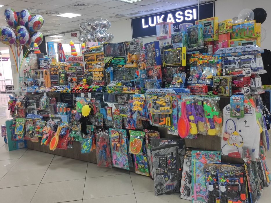 Продаю отдел игрушек