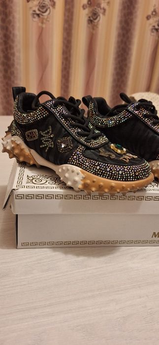 Продам обувь сезон лето