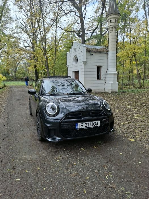 MINI John Cooper Works 2025 — imagine 4
