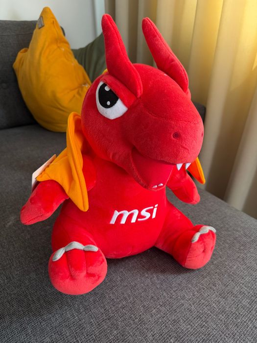 MSI плюшен дракон