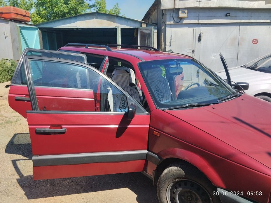 Автомобиль Volkswagen Passat B3