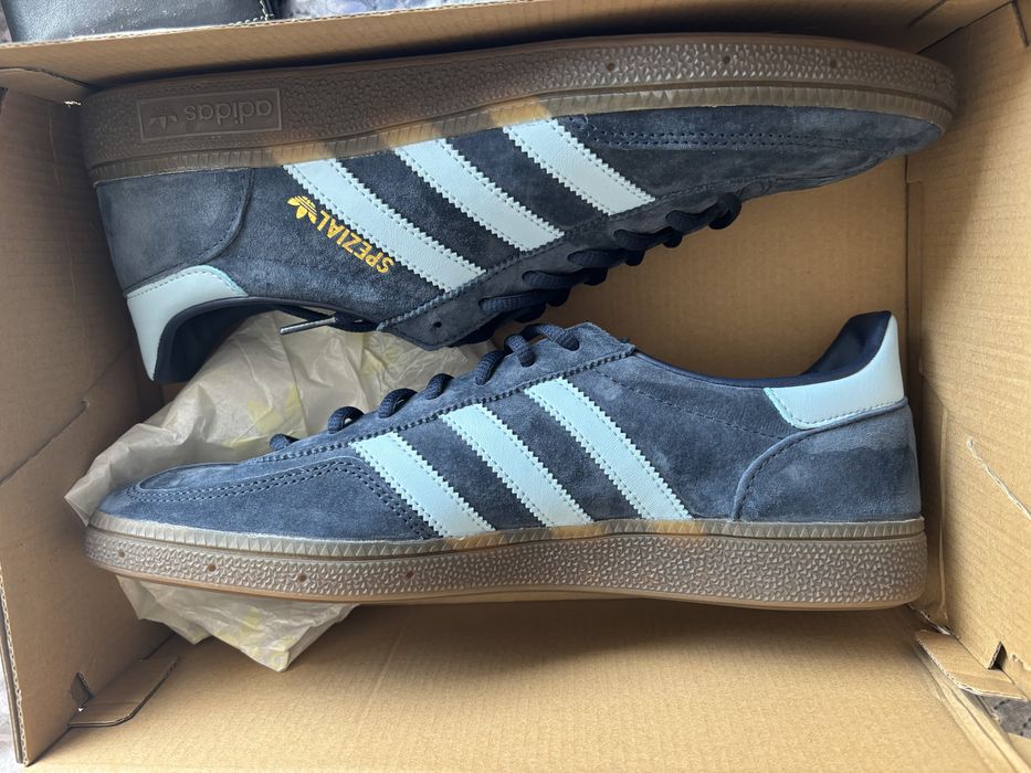 Сини adidas spezial