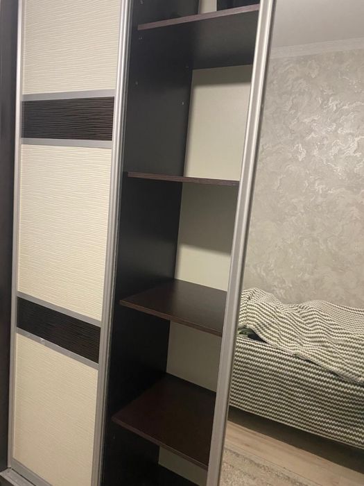 Продаю шкаф купе