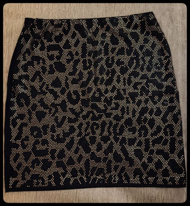 Пола с камъчета / леопардов десен