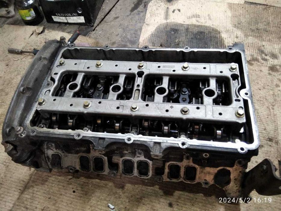 Головка блока двигателя Форд Транзит