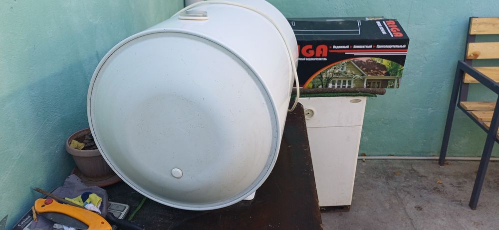 Продам Водонагреватель