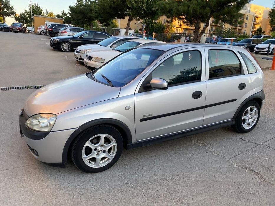 Opel CORSA _c1200