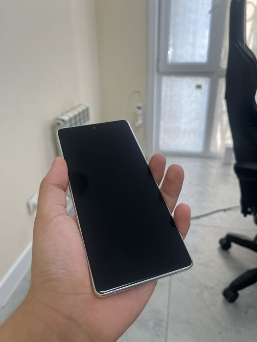 продам Флагман Samsung S10 Lite 128