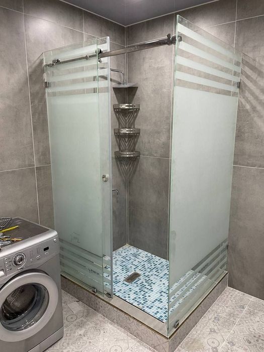 Душевые кабина и Стеклянные услуги от надёжный компании "OYNAI AMIRI