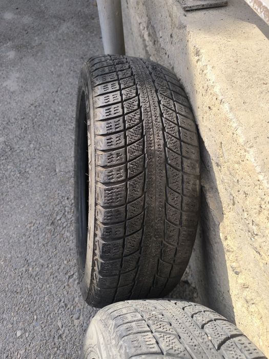 Шины зимние 185/60/R15