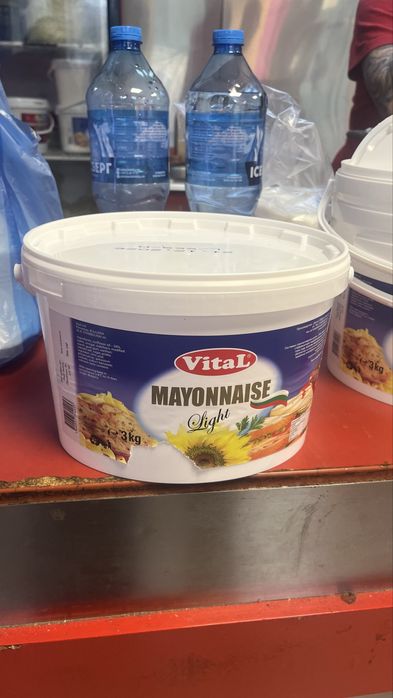 Буркани от 3 литра и кофи от 10 кг и 3 кг