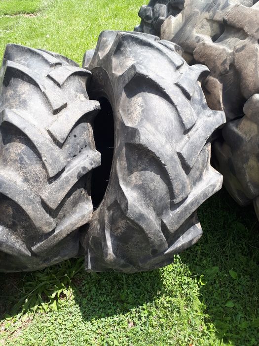 Anvelope 11,5/80R15,3 tractiune