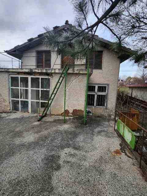 Продава се Къща в Търговище, Център - 45 кв.м за 397 €/кв.м - Снимка #2