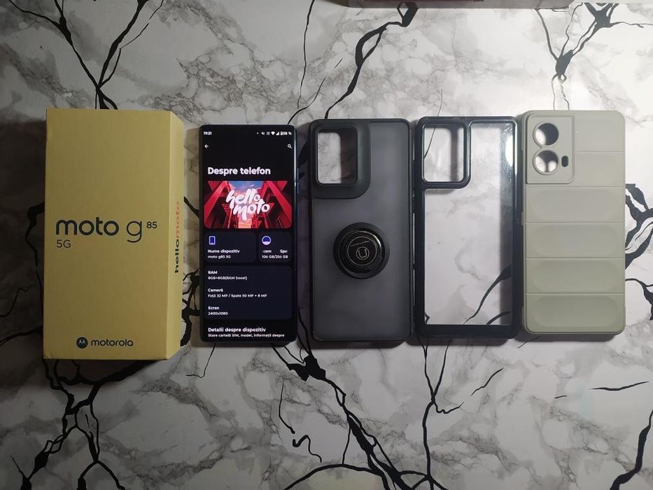 Vând Motorola G85 5G 256 GB 8+8 Ram