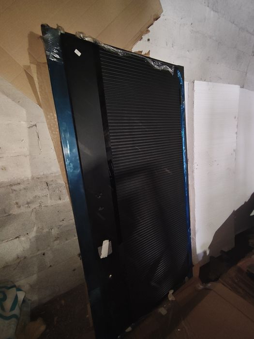 Дверь входная новая