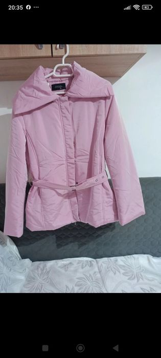 Geacă cu curea in talie Diana Gallesi