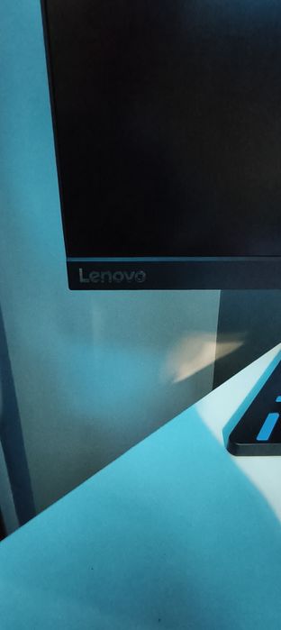 Monitor gaming lenovo