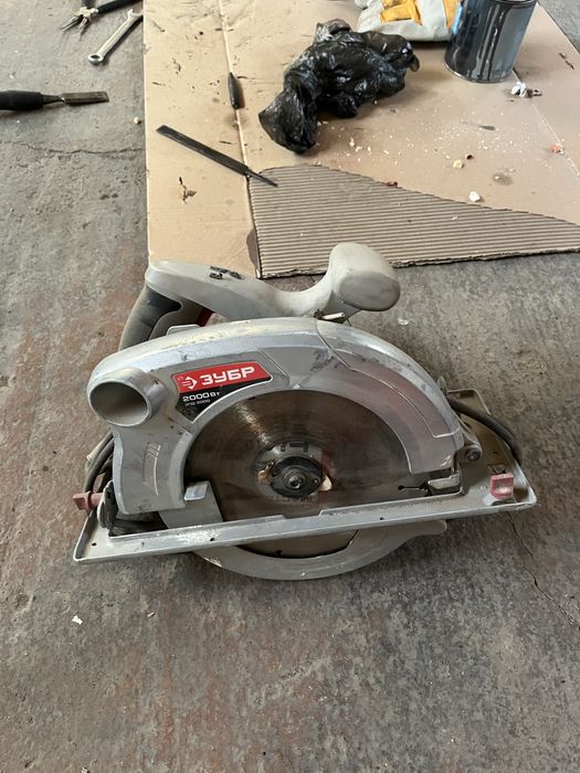 Продам пилу зубр