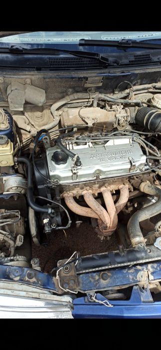 Mitsubishi carisma 1.8 mpi продаю до мая.