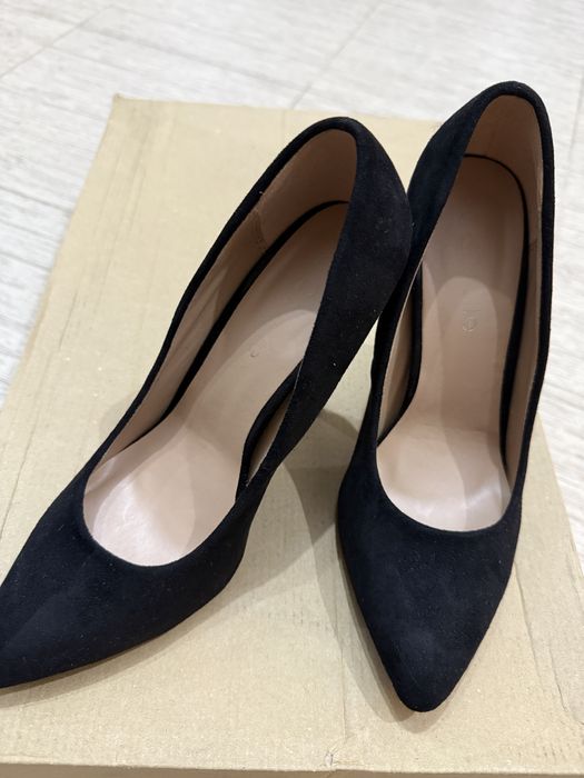 Pantofi negri stiletto