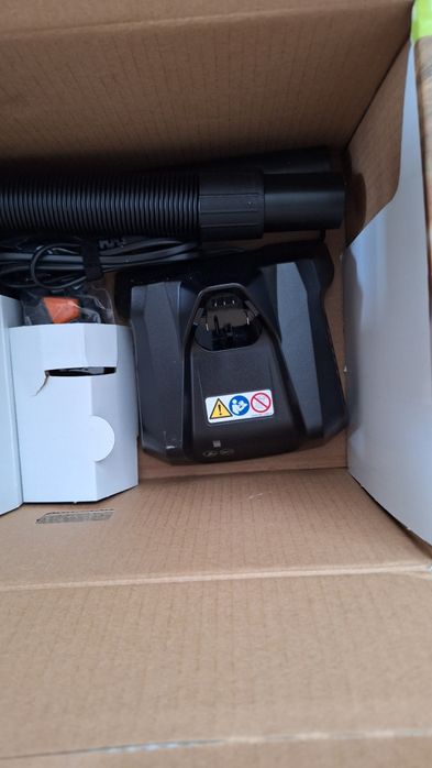 Aspirator Stihl cu acumulator moa