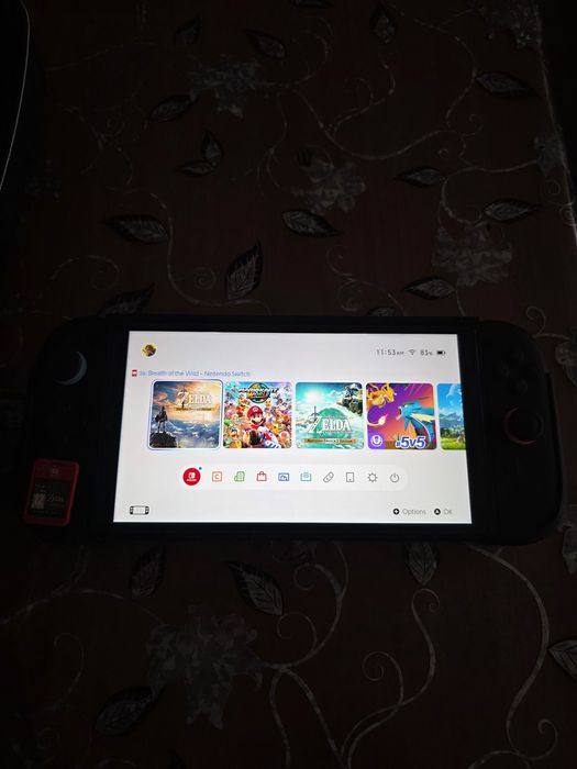 Vând Nintendo Switch 2 cu 3 jocuri