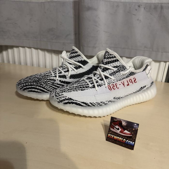 Yeezy 350 Zebra / Adidas