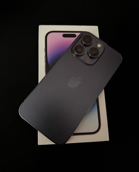 Iphone 14 pro purple