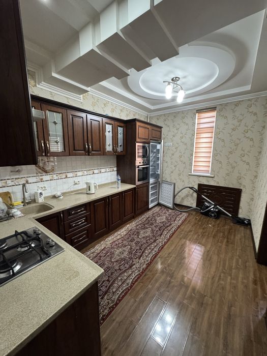 Сотилади Roison Дом Чорсу 3 хонали уй