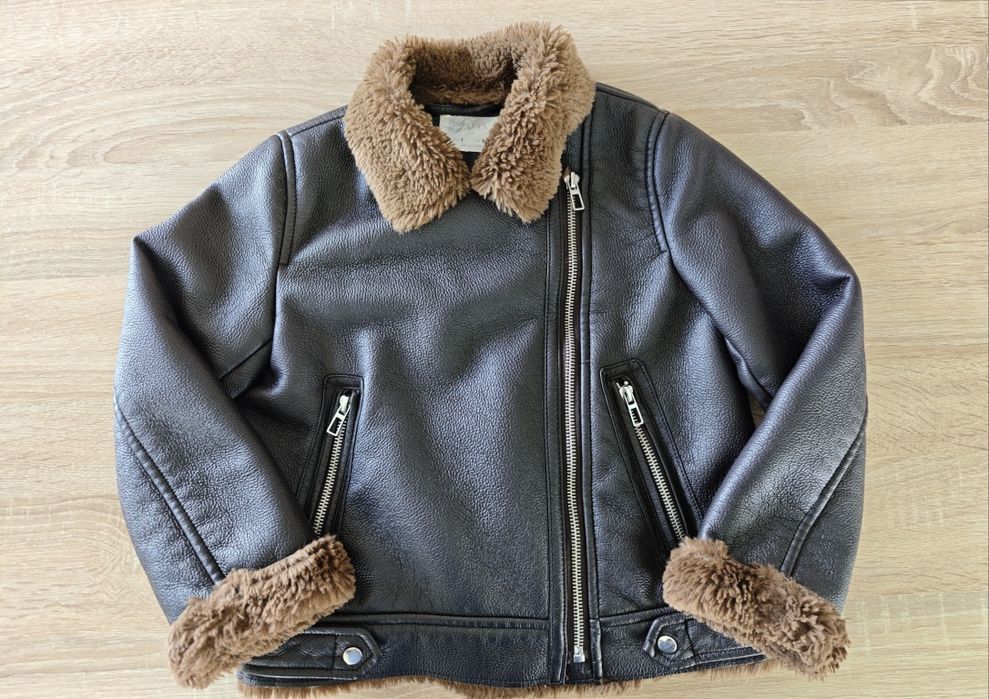 Кожено яке ZARA размер 122 см.