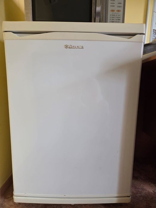 Холодильник для офиса или дачи