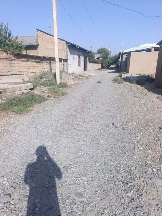 Йр сотилади хишравда