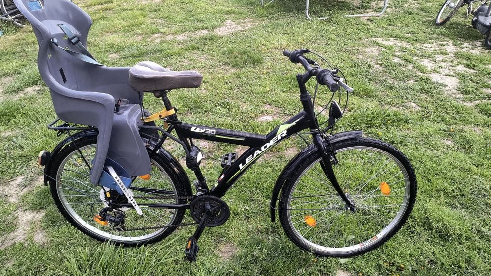 Bicicleta cu scaun pentru copii