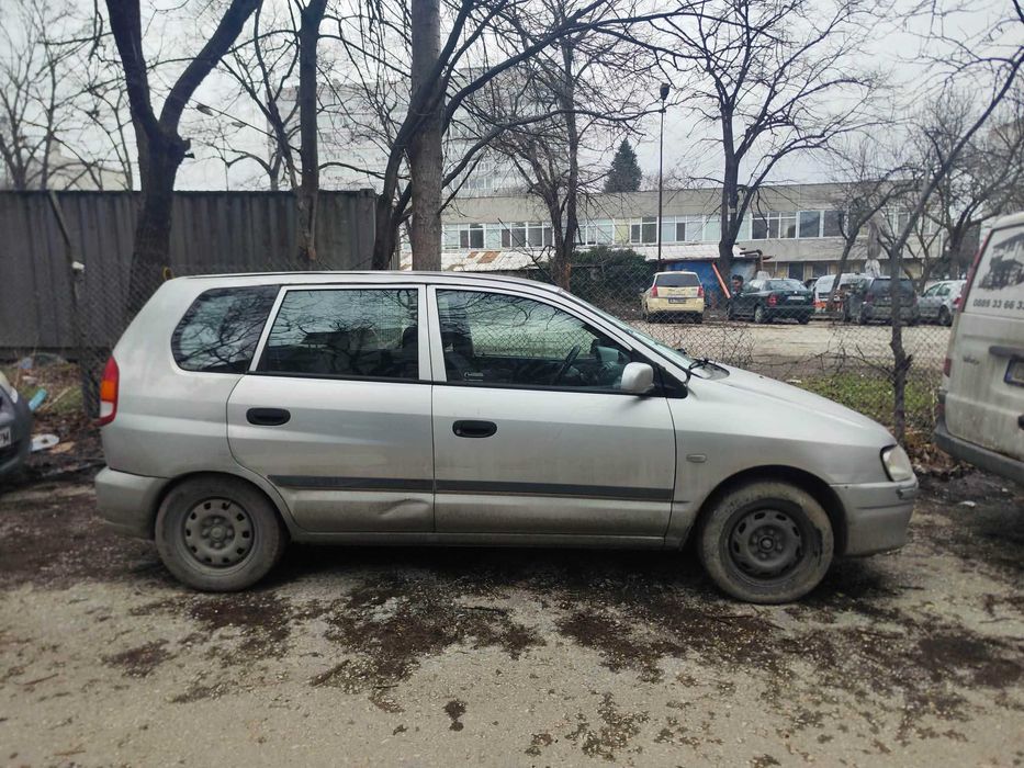 Мицубиши Спейс Стар