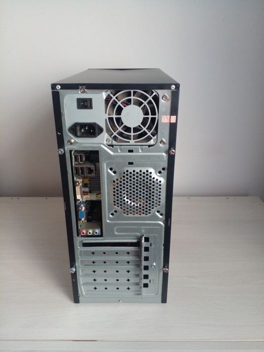 Продам системный блок с манитором