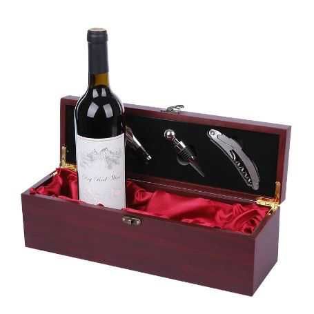 ЛУКСОЗНА ДЪРВЕНА КУТИЯ ЗА ВИНО С ШАХ И АКСЕСОАРИ-(ТИРБУШОН ТАПА РИНГ). СОМЕЛИЕРСКИ СЕТ С ШАХМАТ. ПРИНАДЛЕЖНОСТИ ЗА ВИНО. Wine Set Chess Подарък за мъж