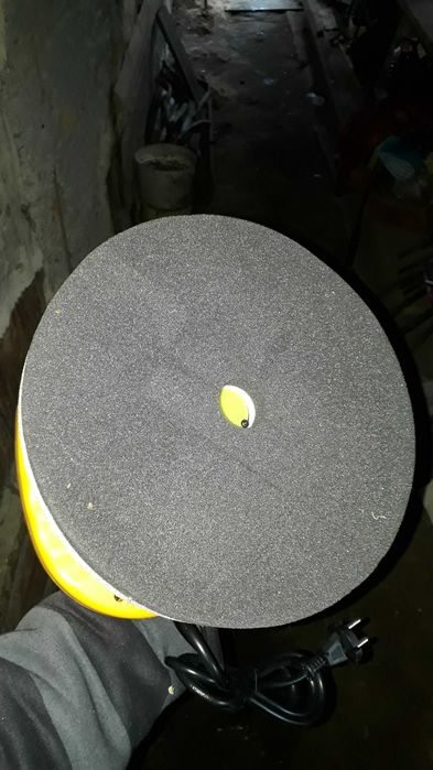 Продам полировальную машину